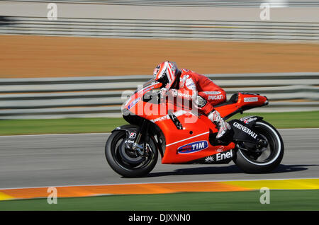 Nov. 10, 2010 - Valencia, RM, Italia - Valencia primo test MotoGP del 2011, Nicky Hayden test ufficiale di Ducati (credito Immagine: © Andrea Ranalli/Southcreek globale/ZUMApress.com) Foto Stock