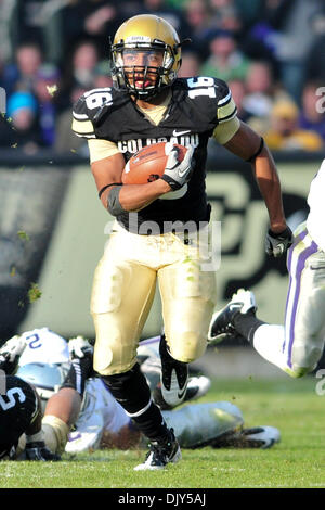 Nov. 20, 2010 - Boulder, Colorado, Stati Uniti d'America - l'Università del Colorado di bufala sarà Jefferson (16) corre con la palla contro il Kansas State Wildcats presso Folsom campo. Colorado sconfitto Kansas State 44-36. (Credito Immagine: © Michael Furman/Southcreek globale/ZUMAPRESS.com) Foto Stock