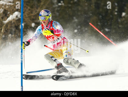 Nov. 28, 2010 - Aspen, Colorado, Stati Uniti - LINDSEY VONN degli Stati Uniti durante la sua prima esecuzione di Audi Alpino FIS Coppa del Mondo di Slalom speciale femminile gara di sci ad Aspen Mountain Resort in Aspen, Colorado, Stati Uniti d'America 28 novembre. (Credito Immagine: © ZUMA Ralph Lauer/ZUMAPRESS.com) Foto Stock