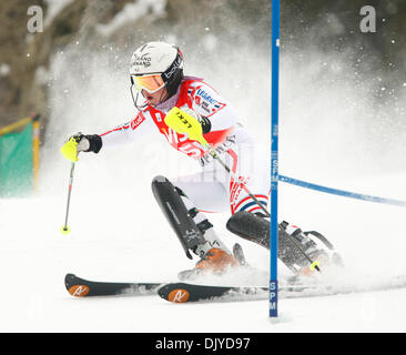 Nov. 28, 2010 - Aspen, Colorado, Stati Uniti - TESSA WORLEY della Francia durante la prima esecuzione di Audi Alpino FIS Coppa del Mondo di Slalom speciale femminile gara di sci ad Aspen Mountain Resort in Aspen, Colorado, Stati Uniti d'America 28 novembre. (Credito Immagine: © ZUMA Ralph Lauer/ZUMAPRESS.com) Foto Stock