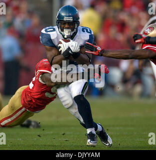 Il 12 Dic. 2010 - San Francisco, California, Stati Uniti - Seattle Seahawks running back JUSTIN FORSETT #20 in azione contro la San Francisco 49ers. (Credito Immagine: © William Mancebo/ZUMAPRESS.com) Foto Stock