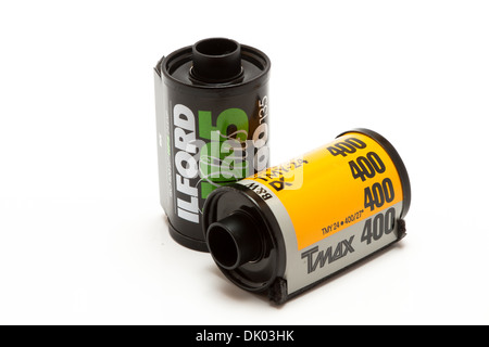 Rotolo di KODAK T-Max 400 e Ilford HP5 telecamera in bianco e nero film Foto Stock