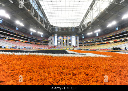 Gen. 10, 2011 - Glendale, Arizona, Stati Uniti - Foto del gioco prima della BCS Campionato nazionale di gioco, tra il #2 classificato Oregon Ducks e #1 classificato Auburn Tigers, alla University of Phoenix Stadium di Glendale, in Arizona. (Credito Immagine: © Steven Leija/Southcreek globale/ZUMAPRESS.com) Foto Stock