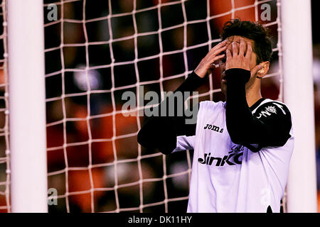 Valencia, Spagna. 01 Dic, 2013. Avanti Jonas Gonsalves di Valencia CF reagisce durante la Liga gioco tra Valencia CF e Osasuna a Mestalla stadio, Spagna Credito: Azione Sport Plus/Alamy Live News Foto Stock