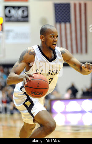 Gen 20, 2011 - San Bonaventura, New York, Stati Uniti d'America - San Bonaventura Bonnies avanti Da'Quan Cook (43) guarda a guidare verso il cerchio nella seconda metà contro Xavier. Xavier sconfitto San Bonaventura 79-65 davanti a 4,244 il Bob Lanier corte all'Reilly centro a San Bonaventura, NY. (Credito Immagine: © Michael Johnson/Southcreek globale/ZUMAPRESS.com) Foto Stock