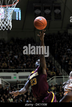 Gen 29, 2011 - West Lafayette, Indiana, Stati Uniti d'America - Minnesota di Gerald Armelin (23) del gioco tra il Minnesota e Purdue In Mackey Arena in West Lafayette. Purdue ha vinto il gioco 73-61. (Credito Immagine: © Sandra Duchi/Southcreek globale/ZUMAPRESS.com) Foto Stock