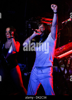 Andrew WK suona dal vivo a vivere la rivoluzione Ft. Lauderdale, Florida - 07.04.12 Foto Stock