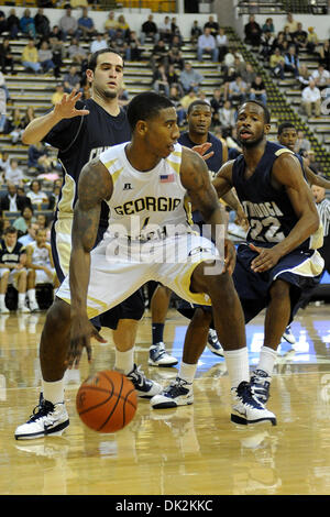 Febbraio 16, 2011 - Atlanta, Georgia, Stati Uniti d'America - Georgia Tech guard Iman Shumpert (1) in una partita contro Chattanooga presso Alexander Memorial Coliseum in Atlanta in Georgia. Georgia Tech vince 62 - 53 (Credito Immagine: © Marty Bingham Southcreek/Global/ZUMAPRESS.com) Foto Stock