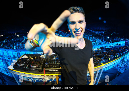 DJ Nicky Romero performing live in Europa Ultra Foto Stock