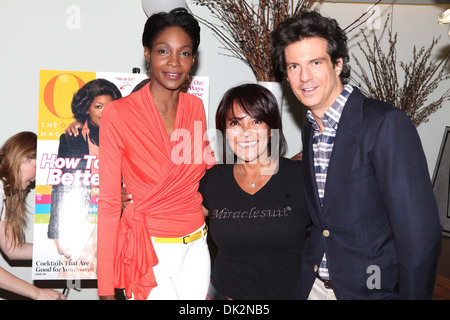 Roshumba Williams Sandra Davidoff Adam Glassman Wilhemina ospita modelli New York Open casting chiamata per Wilhemina 30+ Cerca 2012 Foto Stock