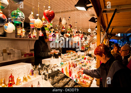 Birmingham mercatino di natale noto anche come Birmingham Frankfurt Christmas market Birmingham West Midlands England Regno Unito GB EU Europe Foto Stock