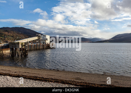 Cargo Jetty, Loch Ginestra, Ullapool, Wester Ross, altopiani, Scozia Foto Stock