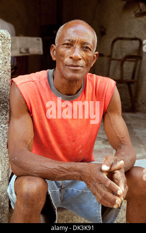 Cuba uomo - Ritratto di mezza età uomo cubano età di età compresa tra 50s , l'Avana Cuba Caraibi, America Latina Foto Stock