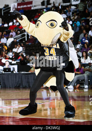 Il 12 marzo, 2011 - Garland, Texas, Stati Uniti d'America - Alabama State calabroni Mascotte in azione durante il SWAC partita di campionato tra l'Alabama State Hornets e il Grambling tigri di Stato a eventi speciali centro in Garland, Texas. Alabama State sconfitte Grambling Membro da 65 a 48. (Credito Immagine: © Dan Wozniak/Southcreek globale/ZUMAPRESS.com) Foto Stock