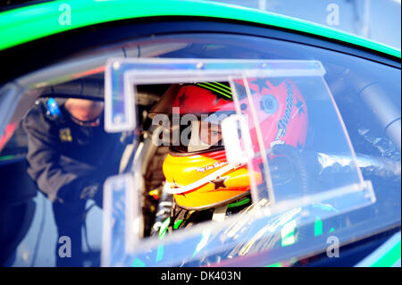 Marzo 14, 2011 - Sebring, Florida, Stati Uniti - JOHANNES Van Overbeek attende in Patrono Racing F458 durante il test per la 12 Ore di Sebring. (Credit: © Rainier Ehrhardt/ZUMAPRESS.com) Foto Stock