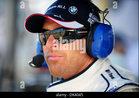 Marzo 14, 2011 - Sebring, Florida, Stati Uniti - Driver BMW Bill Auberlen appare durante il test per la 12 Ore di Sebring. (Credit: Rainier Ehrhardt/ZUMAPRESS.com) Foto Stock