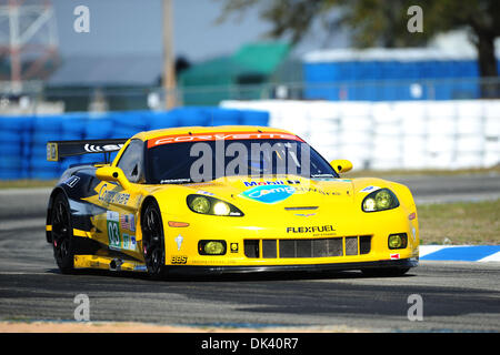 Mar 16, 2011 - Sebring, Florida, Stati Uniti - #03 Corvette Racing Chevrolet Corvette C6 ZR1 (credito Immagine: © Rainier Ehrhardt/ZUMApress.com) Foto Stock