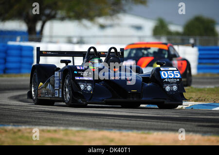 Mar 16, 2011 - Sebring, Florida, Stati Uniti - #055 livello 5 Motorsports Lola Honda durante il test per la 12 Ore di Sebring (credito Immagine: © Rainier Ehrhardt/ZUMApress.com) Foto Stock