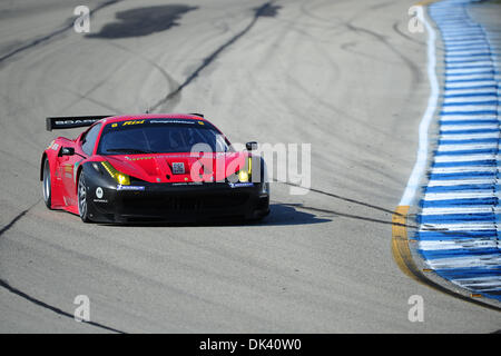 Mar 16, 2011 - Sebring, Florida, Stati Uniti - Risi Competizione Ferrari driver Jaime Melo, del Brasile, durante il test per la 12 Ore di Sebring (credito Immagine: © Rainier Ehrhardt/ZUMApress.com) Foto Stock