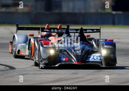 Mar 18, 2011 - Sebring, Florida, Stati Uniti - Signatech Nissan pilota LUCAS ORDONEZ, di Spagna durante la pratica per la 12 Ore di Sebring. (Credito Immagine: © Rainier Ehrhardt/ZUMA Press/Rainier Ehrhardt) Foto Stock