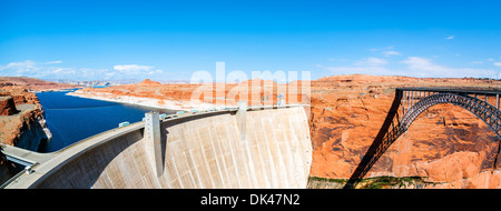 Vista panoramica del Glen Dam e ponte in Pagina, Arizona, Stati Uniti d'America Foto Stock