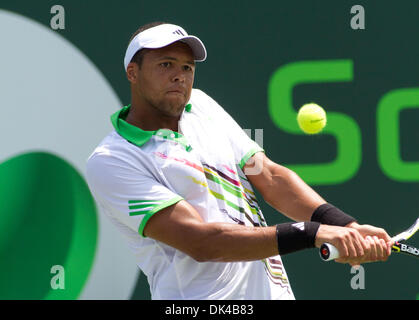 Mar 29, 2011 - International Tennis - 2011 ATP World Tour - Masters 1000 - Sony Ericsson Open - Mer 29 Mar 2011 - Crandon Park Tennis Center - Key Biscayne - Miami - Florida - USA.Al 2011 Sony Ericsson Open di Miami, Jo-Wilfred Tsonga (FRA) è stato sconvolto Alexander Dolgopolov (UKR) 76, 46, 57..Â© Andrea, Patrono/Bigshots Fotografia (immagine di credito: © Andrew patrono/ZUMAPRESS.com) Foto Stock