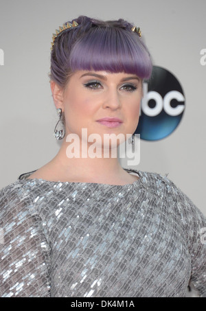 Kelly Osbourne arriva presso la American Music Awards, Los Angeles, America - 24 Nov 2013 Foto Stock