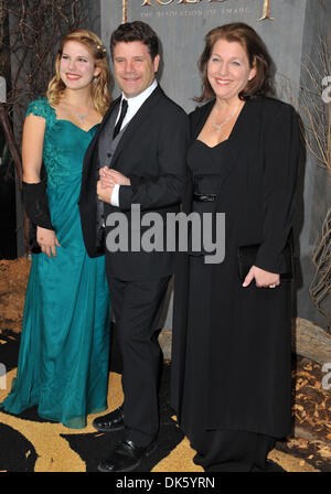 Los Angeles, California, USA. 2° dic, 2013. Sean Astin frequentando il Los Angeles Premiere di ' ''The Hobbit: la desolazione di Smaug'" tenutasi presso la leva TCL Chinese Theatre in Hollywood, la California il 2 dicembre 2013. 2013 Credit: D. lunga/Globe foto/ZUMAPRESS.com/Alamy Live News Foto Stock