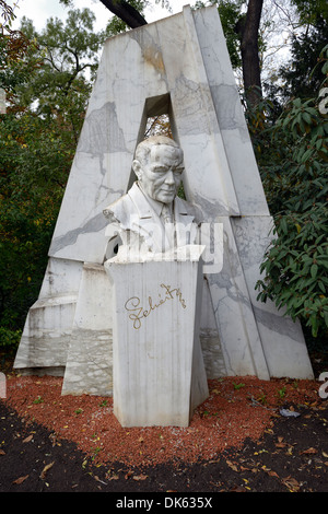 Memorial Statua di Franz Lehar nel Stadtpark, Vienna, Austria, Europa Foto Stock