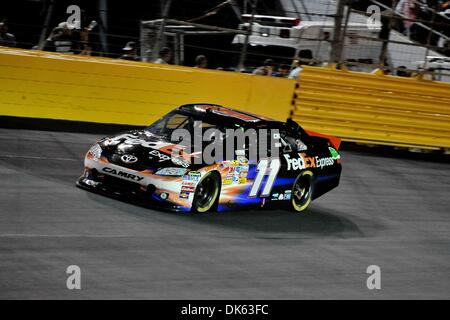 21 maggio 2011 - Concord, North Carolina, Stati Uniti d'America - Sprint Cup driver della serie Denny Hamlin (11) durante la All Star Race al Charlotte Motor Speedway in concordia, North Carolina (credito Immagine: © Anthony Barham/Southcreek globale/ZUMAPRESS.com) Foto Stock