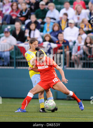 Giugno 12, 2011: l'indipendenza di Filadelfia sconfitto il Western New York Flash 1-0 a Sahlen's Stadium di Rochester, NY in una donna di calcio professionale (WPS) concorso. Western New York Flash avanti Marta (#10) in azione durante la riproduzione di Philadelphia indipendenza.(Immagine di credito: © Alan Schwartz/Cal Sport Media/ZUMAPRESS.com) Foto Stock