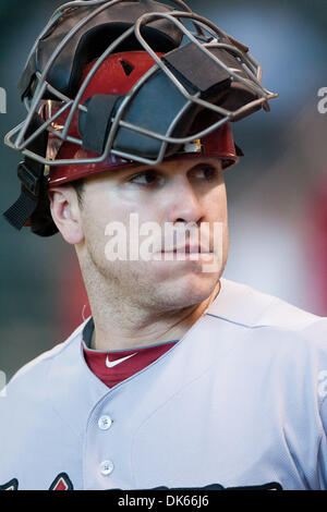 27 maggio 2011 - Houston, Texas, Stati Uniti - Arizona Diamondbacks Catcher Miguel Montero voce al bullpen per riscaldamento. Arizona Diamondbacks battere Houston Astros 7-6 al Minute Maid Park a Houston in Texas. (Credito Immagine: © Juan DeLeon/Southcreek globale/ZUMAPRESS.com) Foto Stock