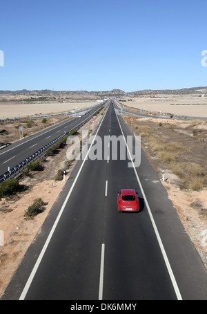 Autovia Murcia, la A-30 tra Murcia e Cartagena che illustra le nuove strade con relativamente traffico leggero in Spagna Foto Stock