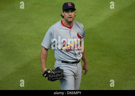 7 giugno 2011 - Houston, Texas, Stati Uniti - St. Louis Cardinals Outfielder Lance Berkman (12) giocando nel fuori campo lato contro la sua ex squadra. Louis Cardinals battere Houston Astros 7 - 4 al Minute Maid Park a Houston in Texas. (Credito Immagine: © Juan DeLeon/Southcreek globale/ZUMAPRESS.com) Foto Stock