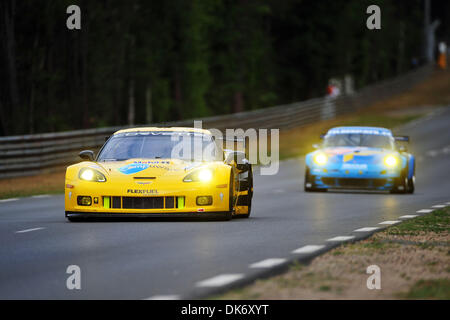 Jun 09, 2011 - Le Mans, Francia - Corvette Racing Chevrolet Corvette C6 ZR1, #74, Oliver Gavin, Jan Magnussen, Richard Westbrook durante il giovedì la qualificazione per la 24 Ore di Le Mans. (Credito Immagine: © Rainer Ehrhardt/ZUMAPRESS.com) Foto Stock