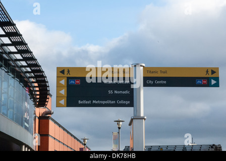 Cartello in Titanic Quarter di Belfast Foto Stock