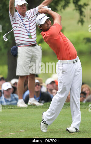 Giugno 19, 2011 - Bethesda, Maryland, Stati Uniti - Jason Giorno (AUS) tees off al settimo foro durante il round finale del 2011 U.S. Aperto a Congressional Country Club. (Credito Immagine: © Debby Wong/Southcreek globale/ZUMAPRESS.com) Foto Stock