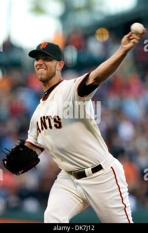 Luglio 19, 2011 - San Francisco, California, Stati Uniti - giganti a partire lanciatore Madison Bumgarner (40) eroga durante la MLB gioco tra i San Francisco Giants e il Los Angeles Dodgers da AT&T Park di San Francisco, CA. I Giganti ha vinto 5-3. (Credito Immagine: © Matt Cohen/Southcreek globale/ZUMAPRESS.com) Foto Stock