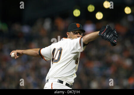 Luglio 19, 2011 - San Francisco, California, Stati Uniti - giganti a partire lanciatore Madison Bumgarner (40) eroga durante la MLB gioco tra i San Francisco Giants e il Los Angeles Dodgers da AT&T Park di San Francisco, CA. I Giganti ha vinto 5-3. (Credito Immagine: © Matt Cohen/Southcreek globale/ZUMAPRESS.com) Foto Stock