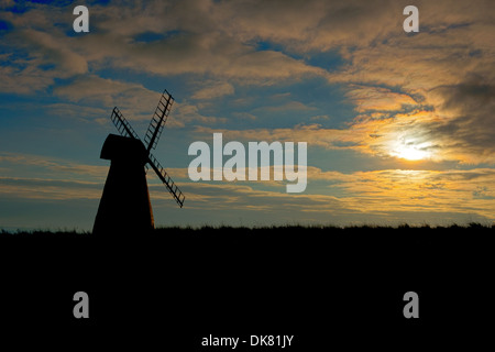 Faro a luce rotante o mulino nuovo mulino, Rottingdean, East Sussex, Inghilterra, Gran Bretagna, Regno Unito Foto Stock