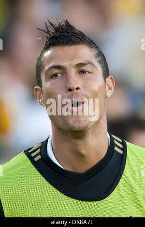 Luglio 16, 2011 - Los Angeles, California, Stati Uniti - Real Madrid C.F. avanti Cristiano Ronaldo n. 7 si riscalda durante i Mondiali di calcio il gioco di sfida tra La Liga powerhouse Real Madrid e la galassia di Los Angeles in Los Angeles Memorial Coliseum. Il Real Madrid è andato a sconfiggere la galassia con un punteggio finale di 4-1. (Credito Immagine: © Brandon Parry/Southcreek globale/ZUMAPRESS.com) Foto Stock