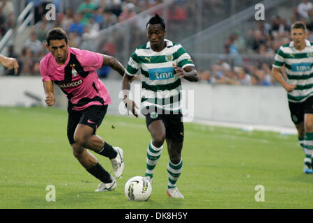 Luglio 23, 2011 - Toronto, Ontario, Canada - Sporting Clube avanti Jannick Djalo (20) in azione durante il Mondo Herbalife sfida di calcio partita di calcio tra Juventus FC di Italia e Sporting Clube de Portugal a Toronto, ON. (Credito Immagine: © Steve Dormer Southcreek/Global/ZUMAPRESS.com) Foto Stock