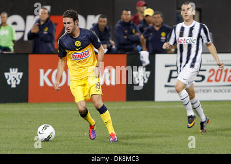 Luglio 26, 2011 - Flushing, New York, Stati Uniti - Club America centrocampista Miguel Layun in azione di calcio durante la seconda metà del Mondo Herbalife sfida di calcio partita di calcio contro la Juventus FC di Italia a Citi Field Flushing, New York. La Juventus FC di Italia sconfitto Club America 1-0. (Credito Immagine: © Debby Wong/Southcreek globale/ZUMAPRESS.com) Foto Stock