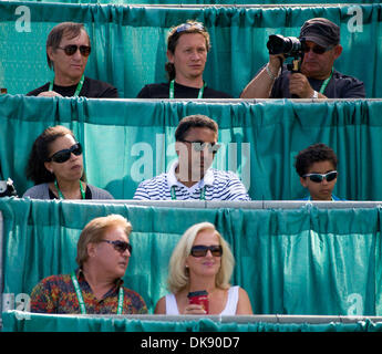 Agosto 05, 2011 - Vancouver, British Columbia, Canada - spettatori prendere nell'atmosfera durante una partita a Odlum Brown Vancouver Aperto trattenuto al Hollyburn Country Club. (Credito Immagine: © David Bukach/ZUMAPRESS.com) Foto Stock