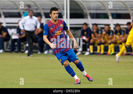 Il 6 agosto 2011 - Arlington, Texas, USA - FC Barcelona avanti David Villa (7) in azione durante il Mondo Herbalife Football Challenge 2011. FC Barcelona conduce a metà 1-0. (Credito Immagine: © Andrew Dieb/Southcreek globale/ZUMAPRESS.com) Foto Stock