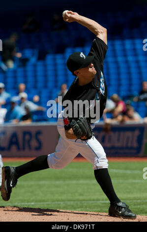 Agosto 11, 2011 - Toronto, Ontario, Canada - Toronto Blue Jays brocca Brad Mills (59) in azione contro la Oakland atletica. La Oakland Athletics sconfitto il Toronto Blue Jays 10 - 3 presso il Rogers Centre Toronto Ontario. (Credito Immagine: © Keith Hamilton/Southcreek globale/ZUMAPRESS.com) Foto Stock