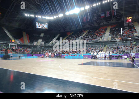 Agosto 16, 2011 - Londra, Regno Unito - campo di gioco durante la partita GBR vs Francia il primo giorno di Londra prepara la serie - Basket torneo invitational, preparazione evento per le Olimpiadi di Londra 2012. (Credito Immagine: © Marcello Farina/Southcreek globale/ZUMAPRESS.com) Foto Stock