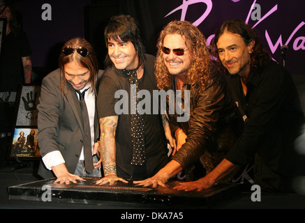 Sergio Vallin Alex Gonzalez Fher Olvera e Juan Calleros Multi-Platinum e Grammy messicano Vincente Rock band 'Mana' è Foto Stock