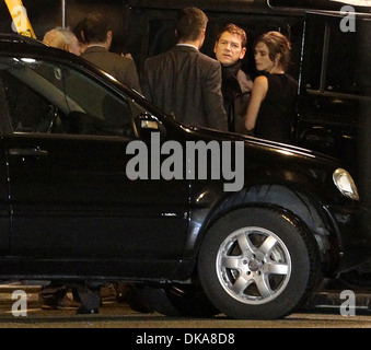 Direttore Kenneth Branagh con Chris Pine e Keira Knightley scene riprese per le imminenti Jack Ryan filmato sulla posizione in Liverpool Foto Stock