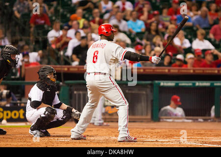 Sett. 12, 2011 - Houston, Texas, Stati Uniti - Philadelphia Phillies primo baseman Ryan Howard (6) in corrispondenza della piastra contro Houston Astros. Houston Astros sconfitto il Philadelphia Phillies 5-1 al Minute Maid Park a Houston in Texas. (Credito Immagine: © Juan DeLeon/Southcreek globale/ZUMAPRESS.com) Foto Stock